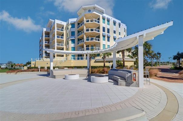 Exterior, Facade, Condo Building