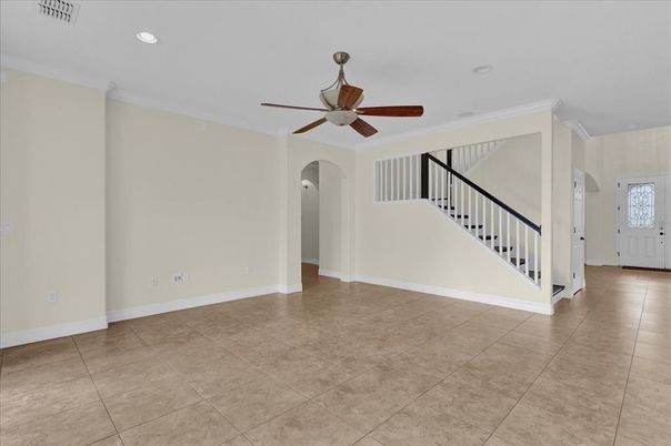 Empty room, Interior, Recessed Lighting