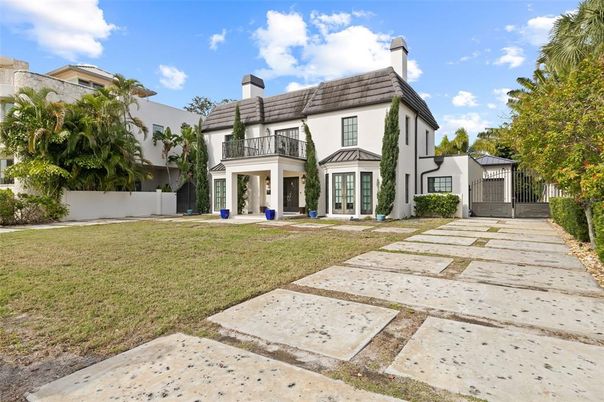 Backyard, Exterior, Facade, French Provincial