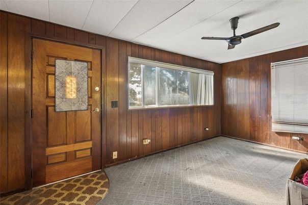 Empty room, Interior, Wooden Walls