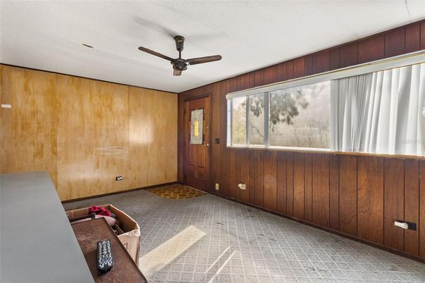 Empty room, Interior, Wooden Walls