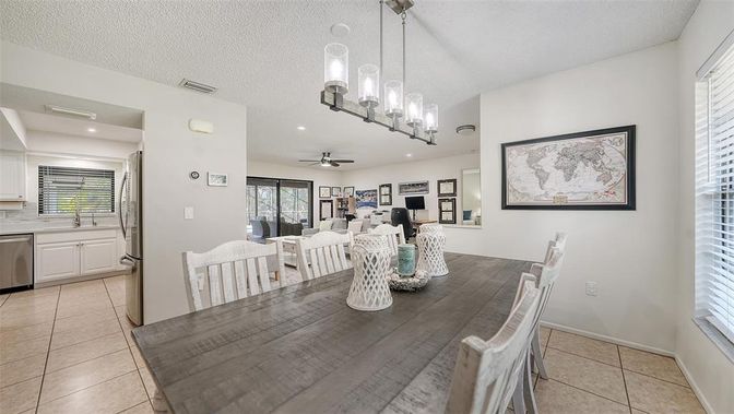 Dining room, Interior, Kitchen, Living room, Pendant Lights, Recessed Lighting