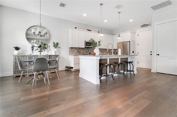 Dining room, Interior, Kitchen, Pendant Lights, Recessed Lighting, Wood Texture Flooring