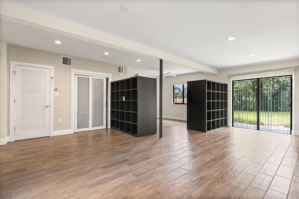 Empty room, Interior, Recessed Lighting, Wood Texture Flooring