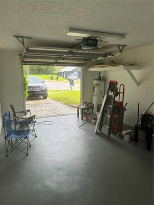 Garage, Interior