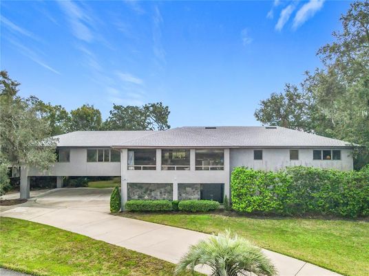 Backyard, Exterior, Facade, Ranch