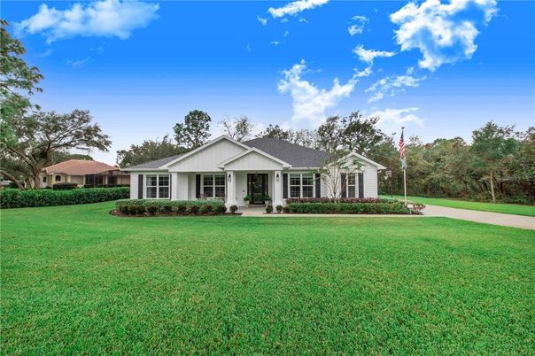 Backyard, Exterior, Facade, Ranch