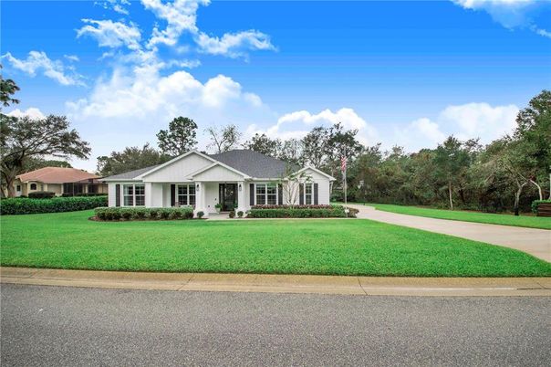 Backyard, Exterior, Facade, Ranch