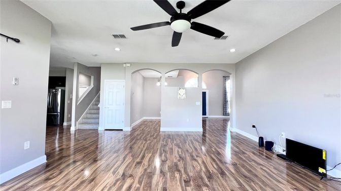 Empty room, Interior, Recessed Lighting, Wood Texture Flooring