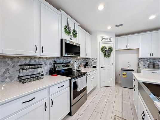 Interior, Kitchen, Recessed Lighting, Wood Texture Flooring