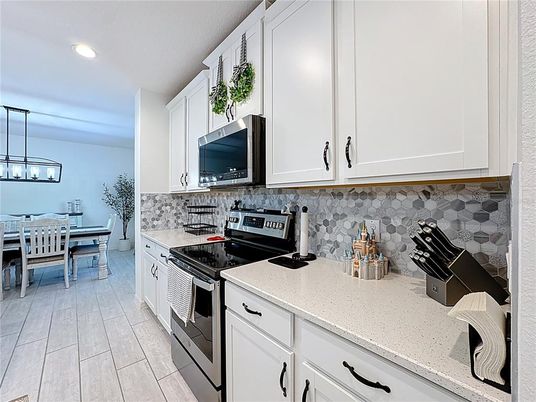 Dining room, Interior, Kitchen, Pendant Lights, Recessed Lighting