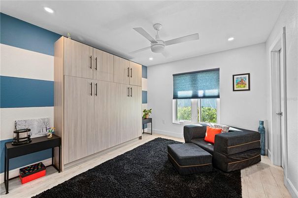 Interior, Recessed Lighting, Wood Texture Flooring