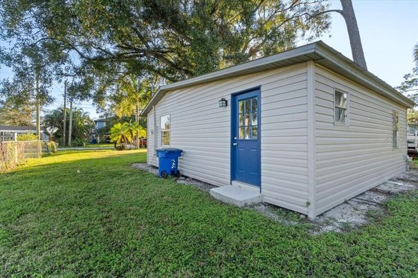 Backyard, Exterior