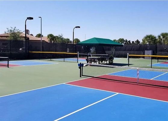 Exterior, Tennis Courts