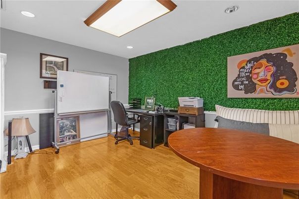 Home Office, Interior, Recessed Lighting, Wood Texture Flooring
