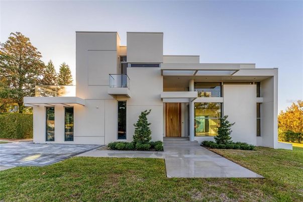 Backyard, Exterior, Facade, Modern