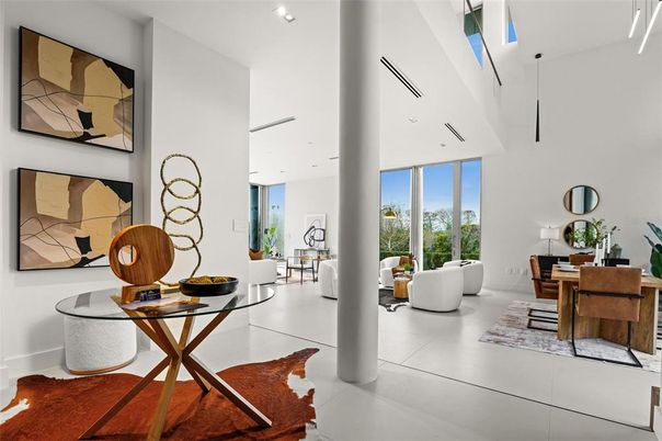 Dining room, Interior, Living room, Pendant Lights, Recessed Lighting