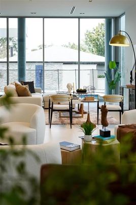 Interior, Living room, Water