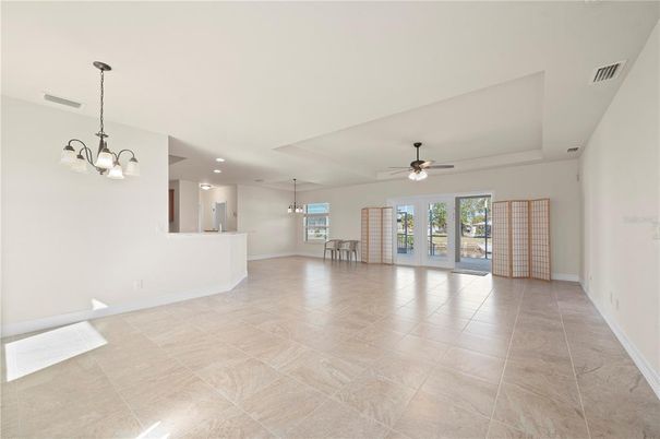 Chandelier, Dining room, Empty room, Interior, Pendant Lights, Recessed Lighting