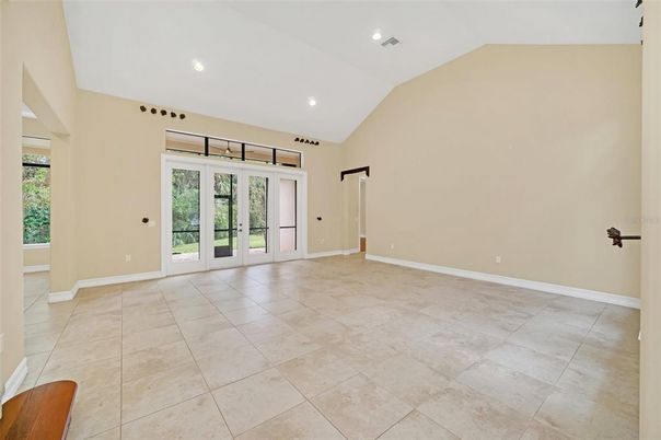 Empty room, Interior, Recessed Lighting