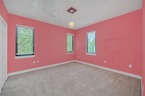 Empty room, Interior, Pendant Lights