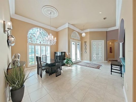 Chandelier, Dining room, Interior, Pendant Lights