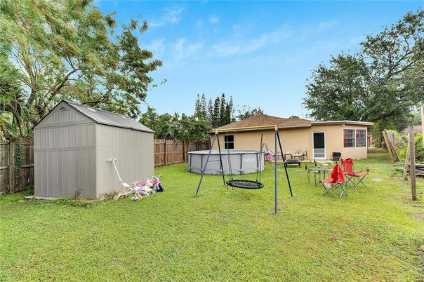 Backyard, Exterior, Playground