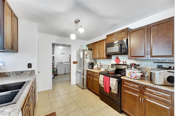 Interior, Kitchen, Washer