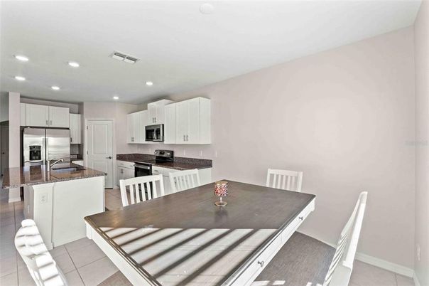 Dining room, Interior, Kitchen, Recessed Lighting, Stainless Steel Appliances