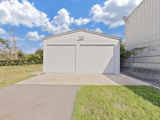 Backyard, Detached Garage, Exterior