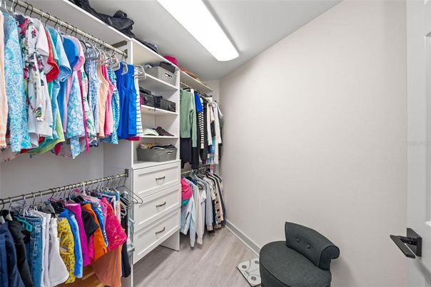 Interior, Walk-in Closets, Wood Texture Flooring