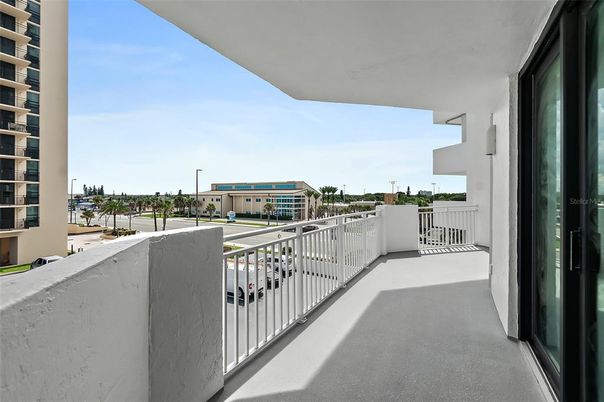 Exterior, Other, Skyline