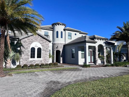 Exterior, Facade, Mediterranean