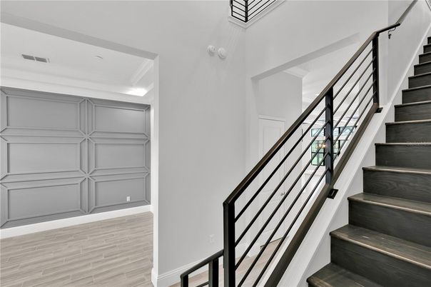 Interior, Recessed Lighting, Wood Texture Flooring