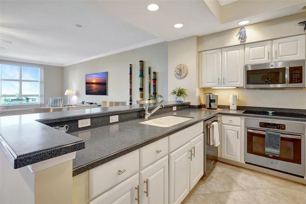 Interior, Kitchen, Recessed Lighting