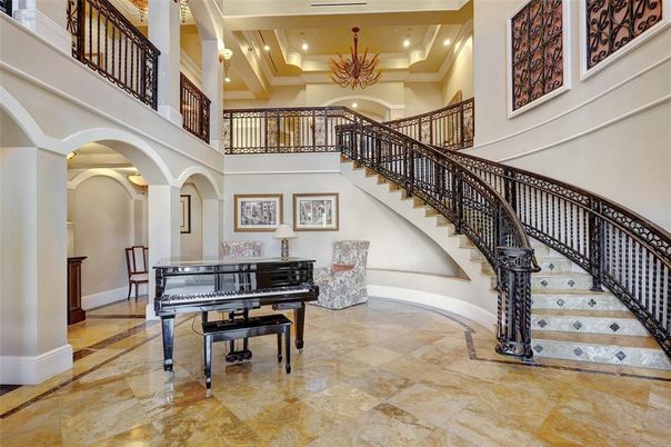 Interior, Piano, Recessed Lighting