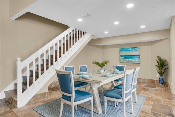 Dining room, Interior, Recessed Lighting