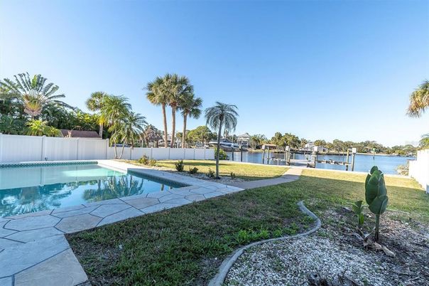 Exterior, Lake, Pool, Water