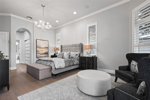Bedroom, Interior, Pendant Lights, Recessed Lighting, Wood Texture Flooring