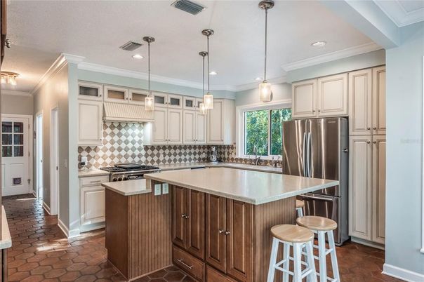 Interior, Kitchen, Pendant Lights, Recessed Lighting, Stainless Steel Appliances