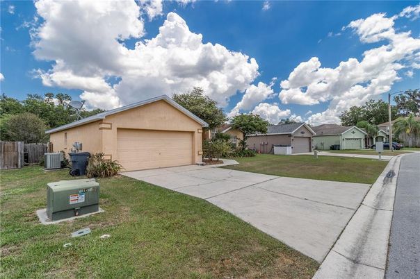 Backyard, Detached Garage, Exterior