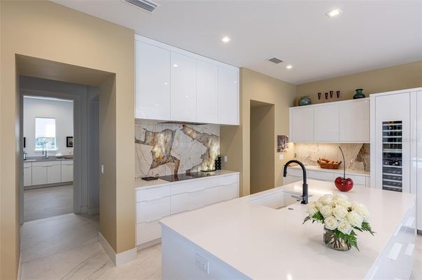 Interior, Kitchen, Marble, Recessed Lighting