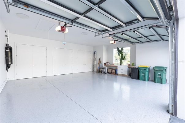 Garage, Interior