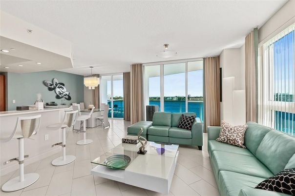 Chandelier, Dining room, Interior, Living room, Pendant Lights, Recessed Lighting, Water