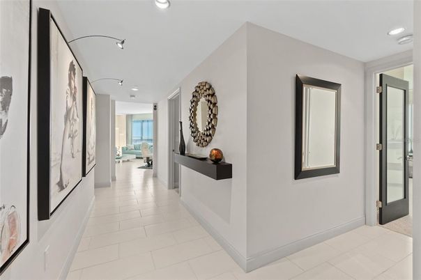Interior, Recessed Lighting