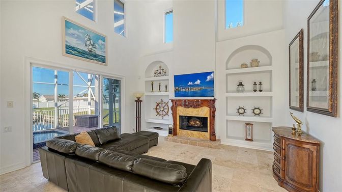 Fireplace, Interior, Living room