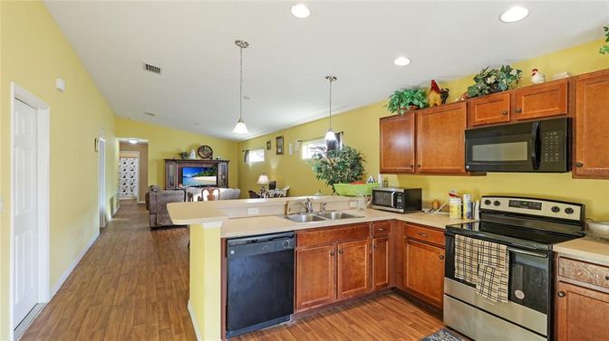 Interior, Kitchen, Living room, Pendant Lights, Recessed Lighting, Stainless Steel Appliances, Wood Texture Flooring