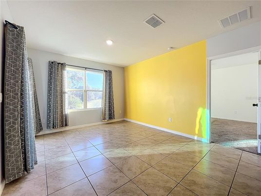 Empty room, Interior, Recessed Lighting