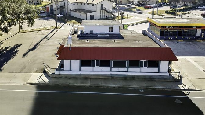 Exterior, Drone