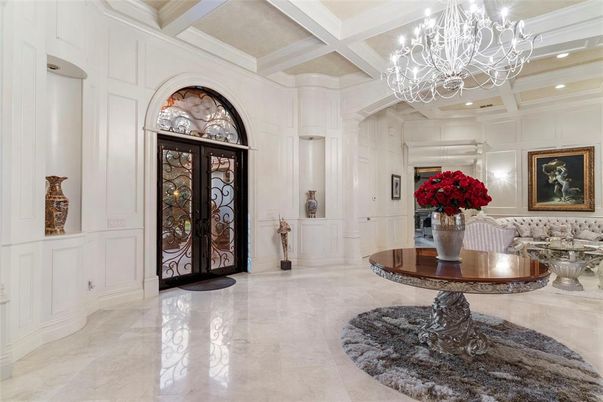 Chandelier, Interior, Recessed Lighting